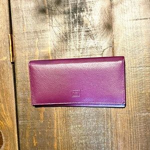 Identity Stronghold Mulberry Leather RFID Clutch